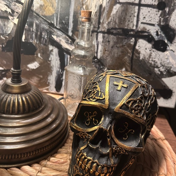 Decorative Black and Gold Skull Accent - Picture 7 of 9